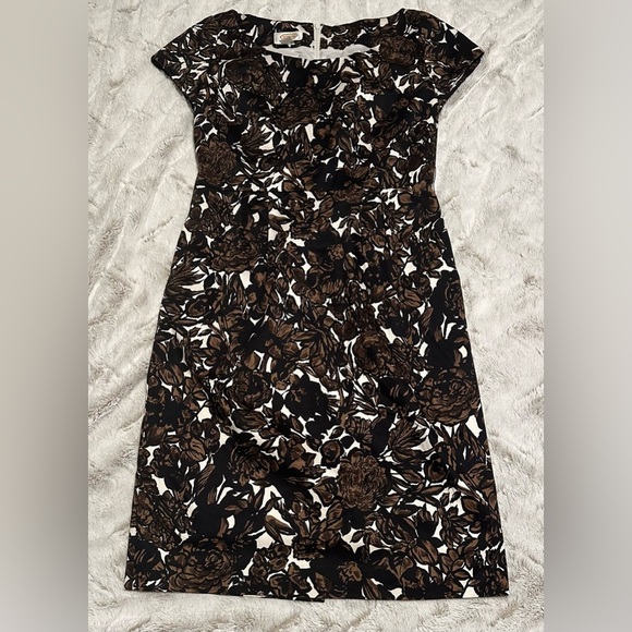 Talbots Dresses & Skirts - Vintage Talbots Floral Sheath Midi Dress